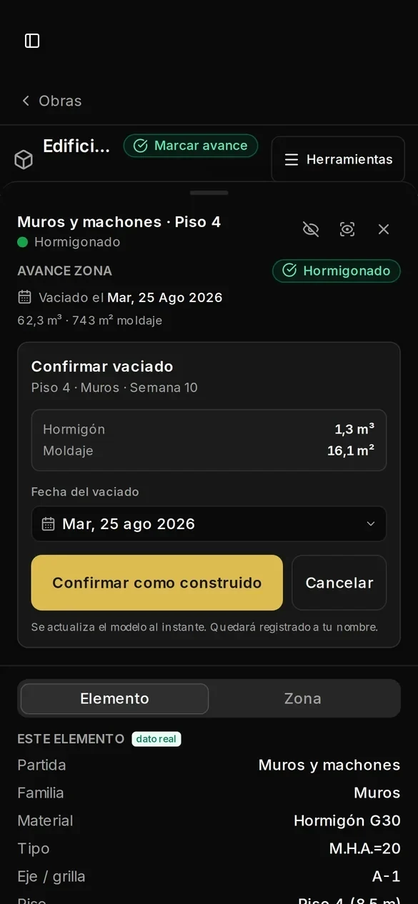 En el celular: el modelo de la obra y el formulario para confirmar el hormigonado de un muro del piso 4.